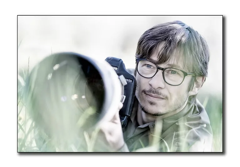 Portrait d’Emmanuel Juppeaux, photographe